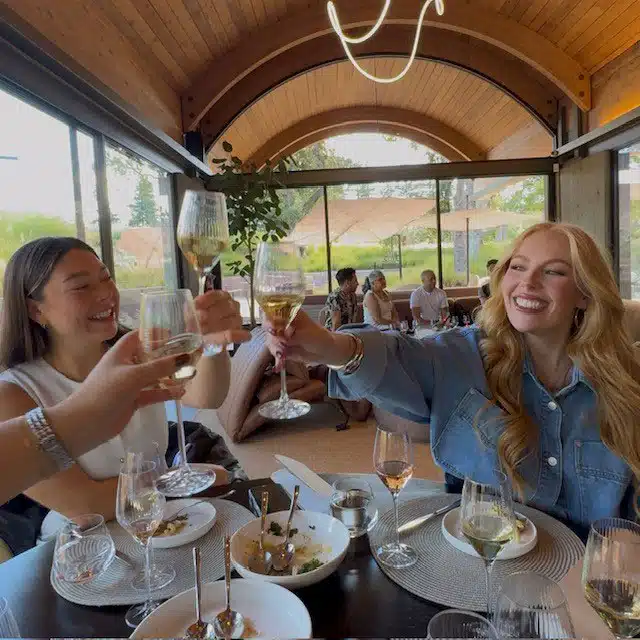 Club CHANDON in full swing with ladies having fun